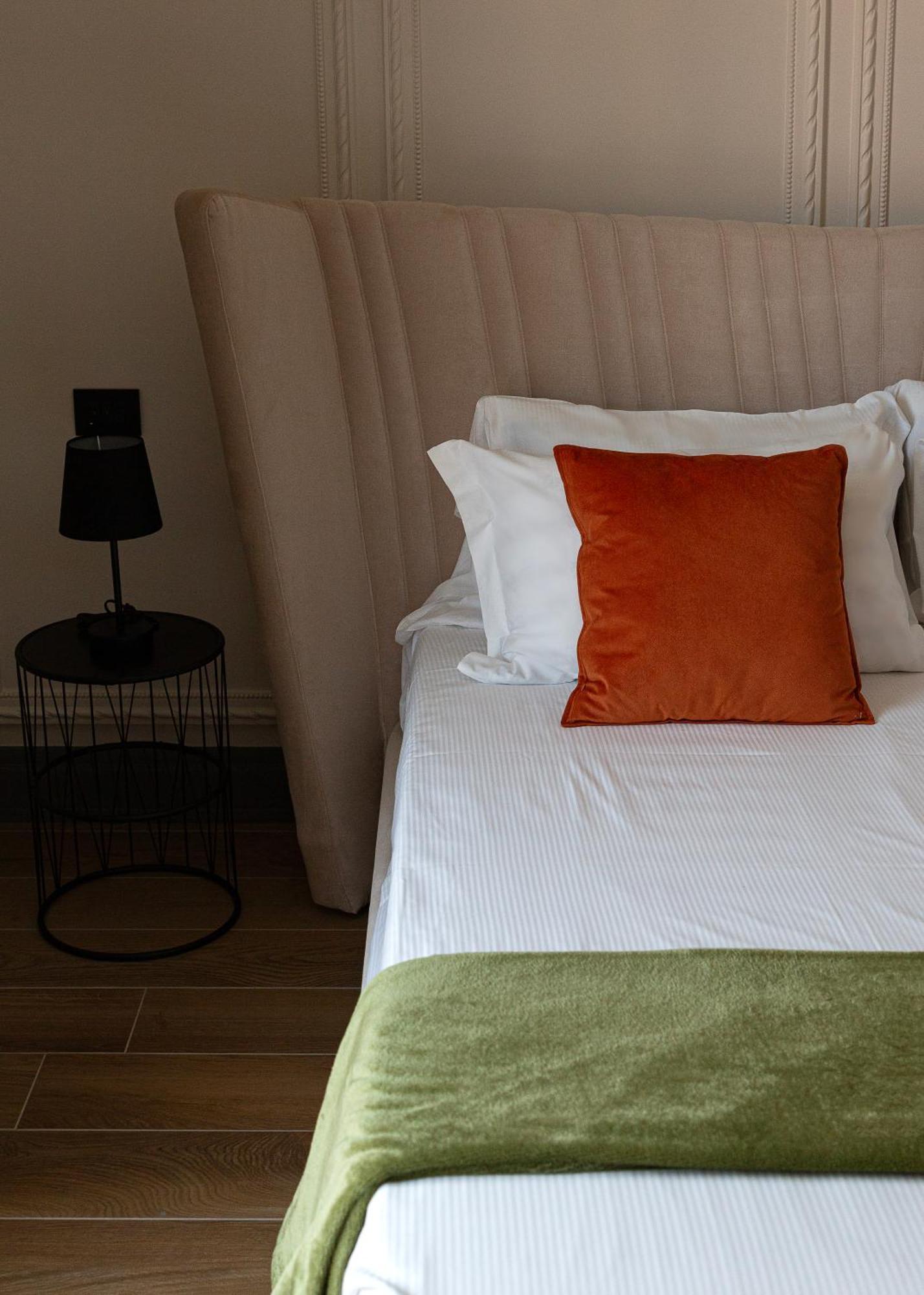 Elvezia Boutique Apartamento Baveno Quarto foto